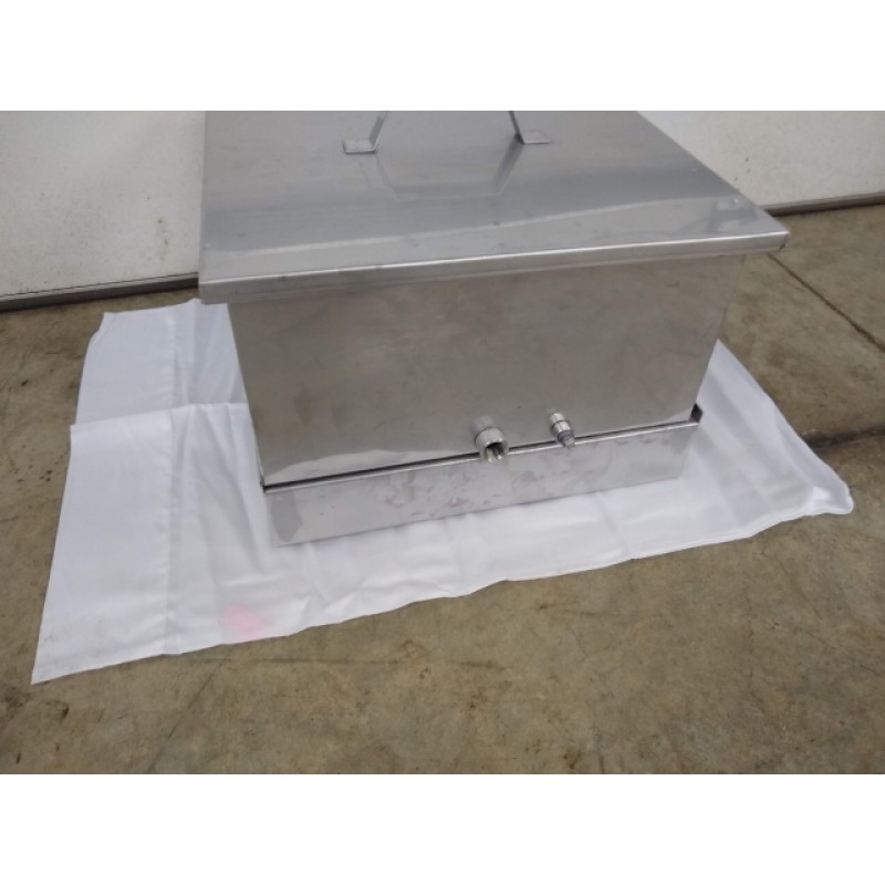 Flat maple syrup filter pan 16"x16"x8" 20 ga